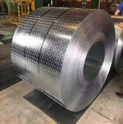 1250mm عرض Hot Dip گالوانیزه فولاد الگوی با خدمات پردازش سوراخ